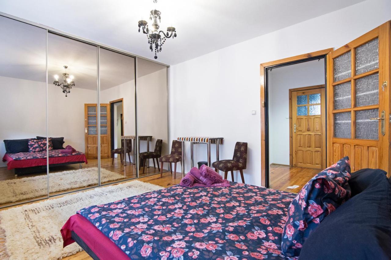 Apartament Na Fatimskiej Krakow Luaran gambar